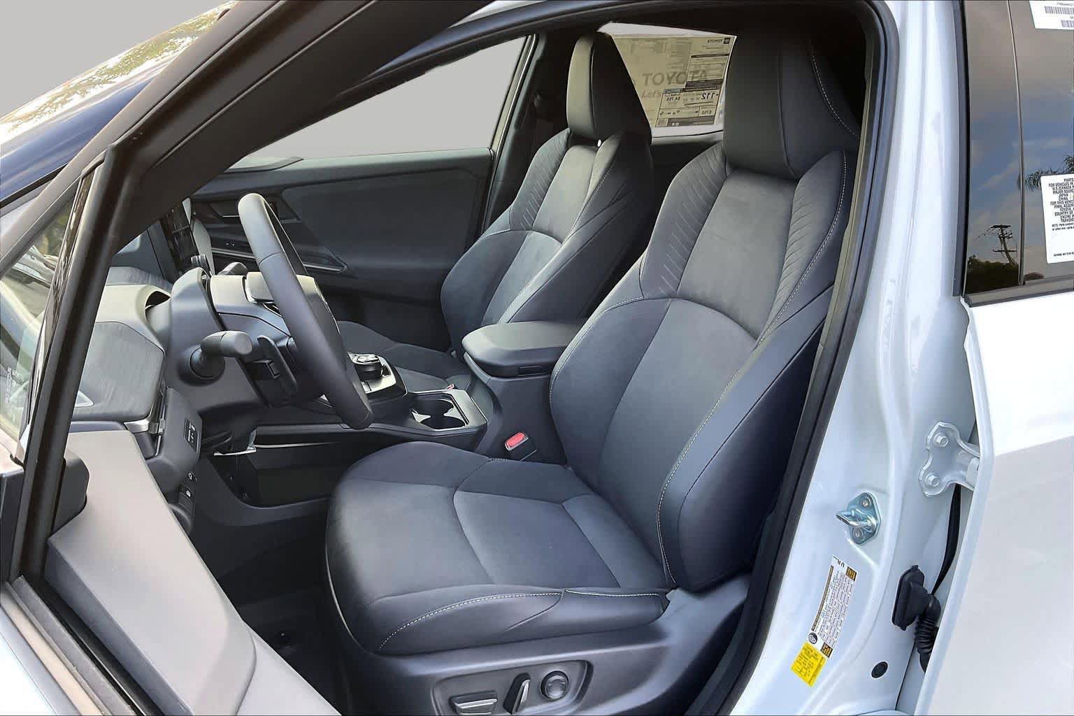 New 2026 Toyota C-HR AWD/4WD image 9