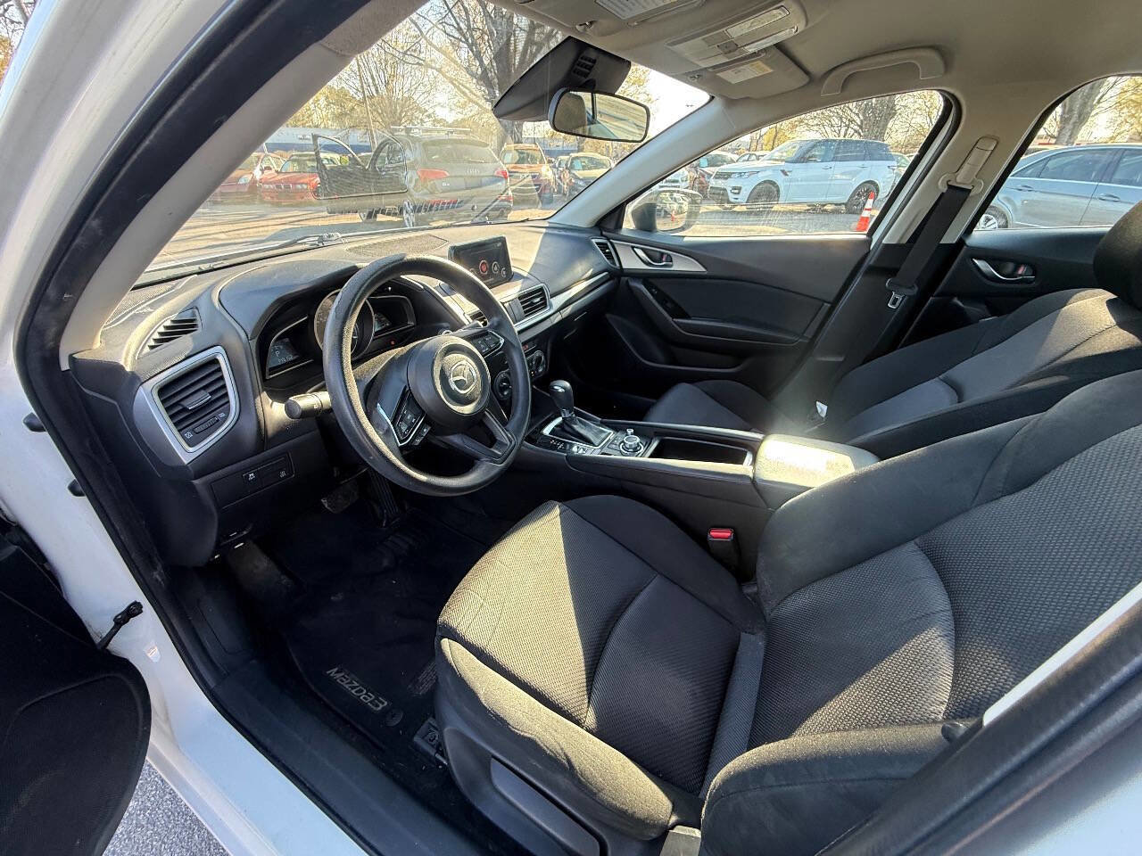 Used 2018 MAZDA MAZDA3 Sport FWD image 13