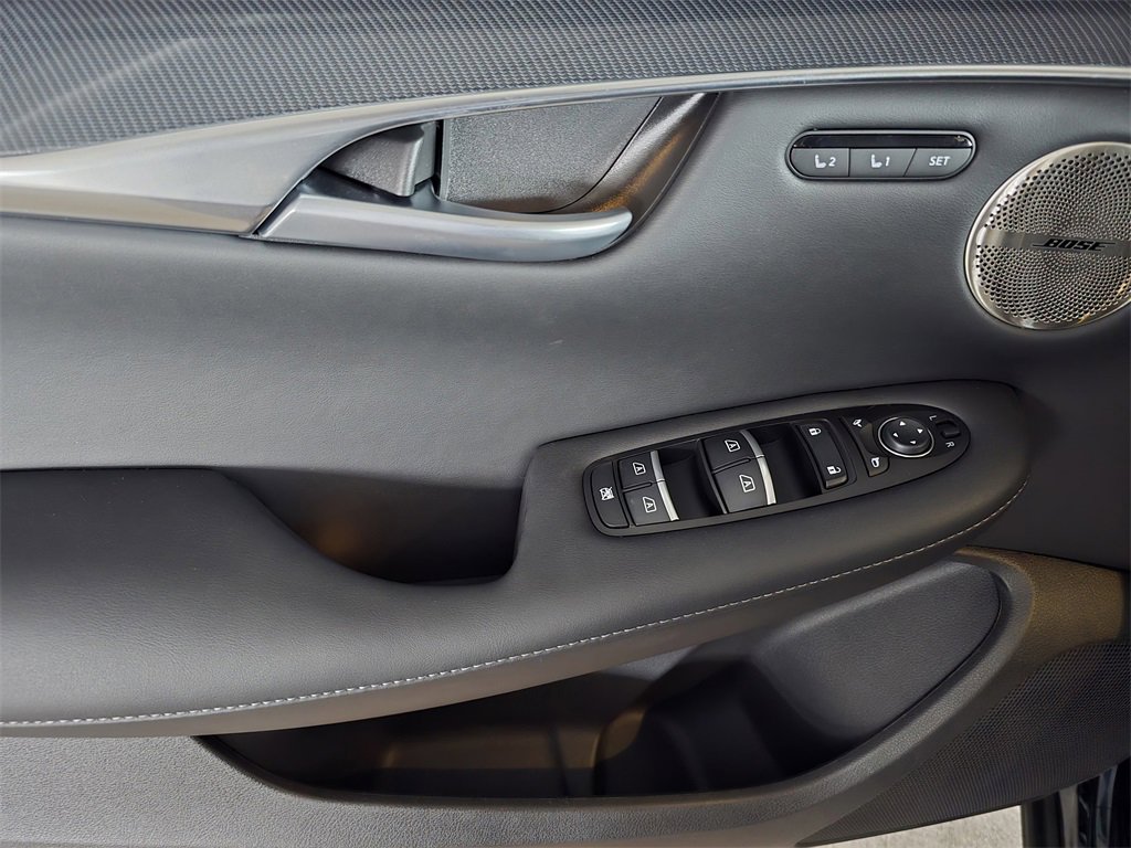 New 2025 INFINITI QX50 Sport image 12