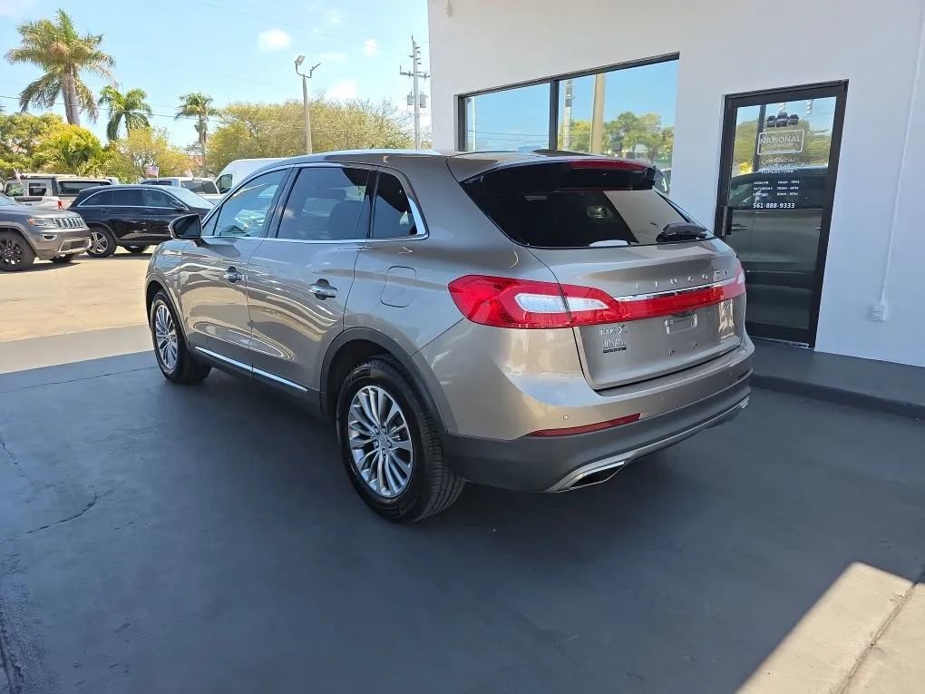 Used 2018 Lincoln MKX Select w/ Select Plus Package image 6