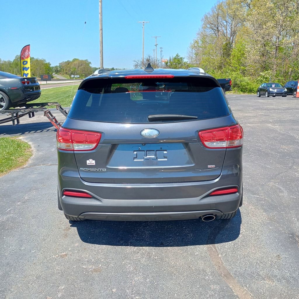Used 2018 Kia Sorento LX FWD image 4