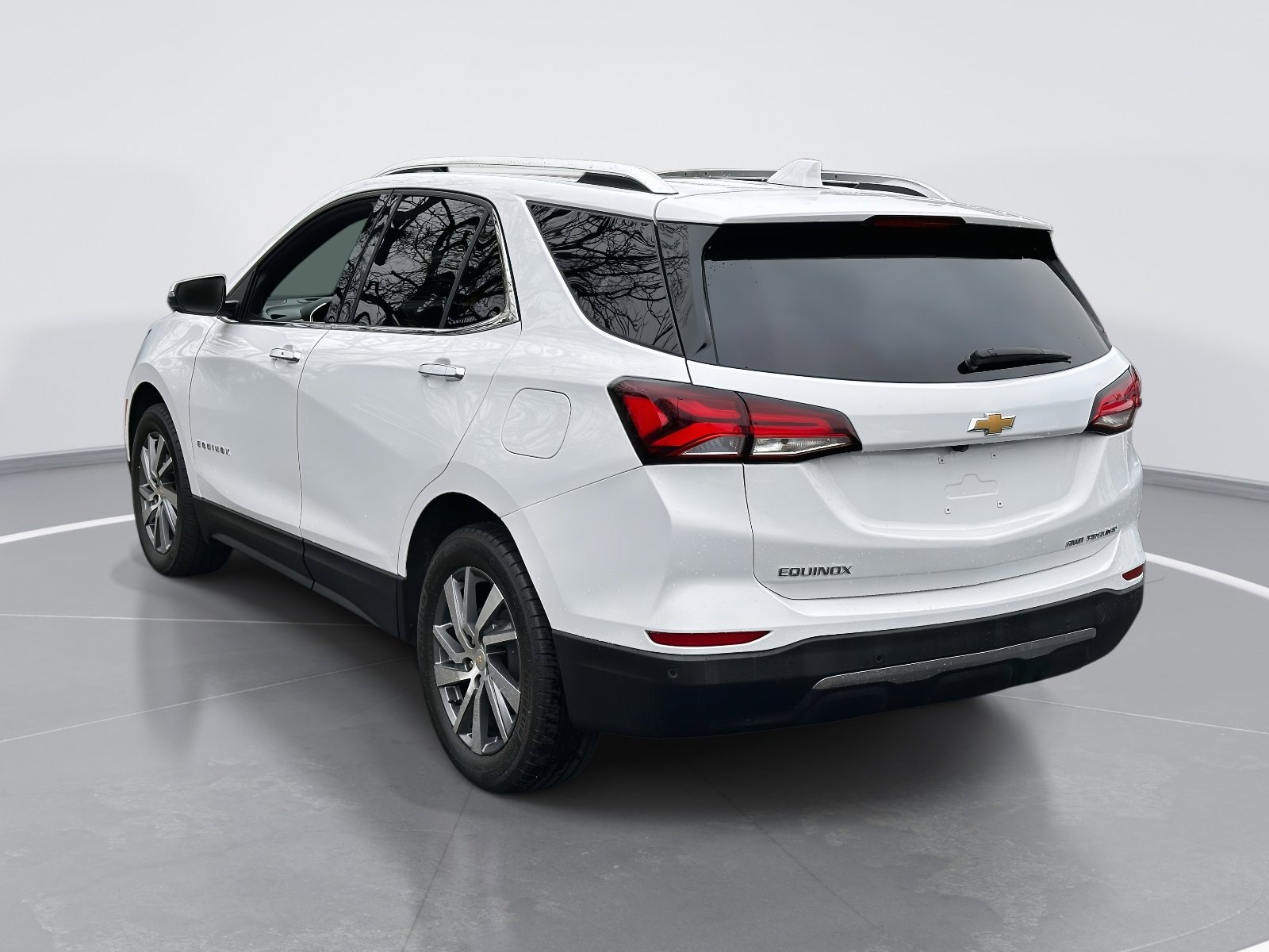 Used 2022 Chevrolet Equinox Premier image 7
