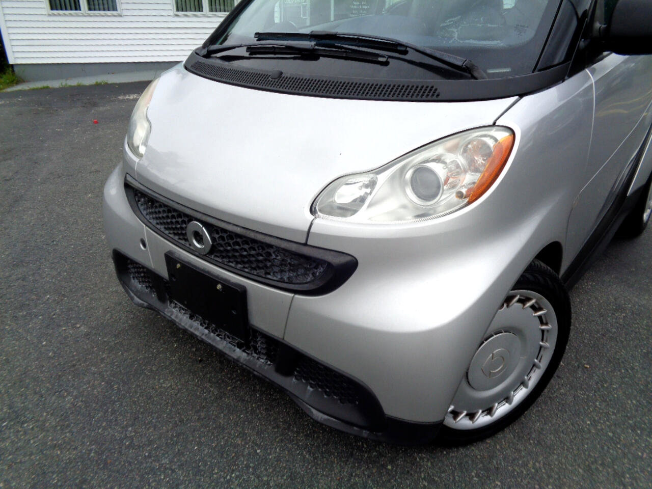 Used 2015 smart fortwo passion image 17