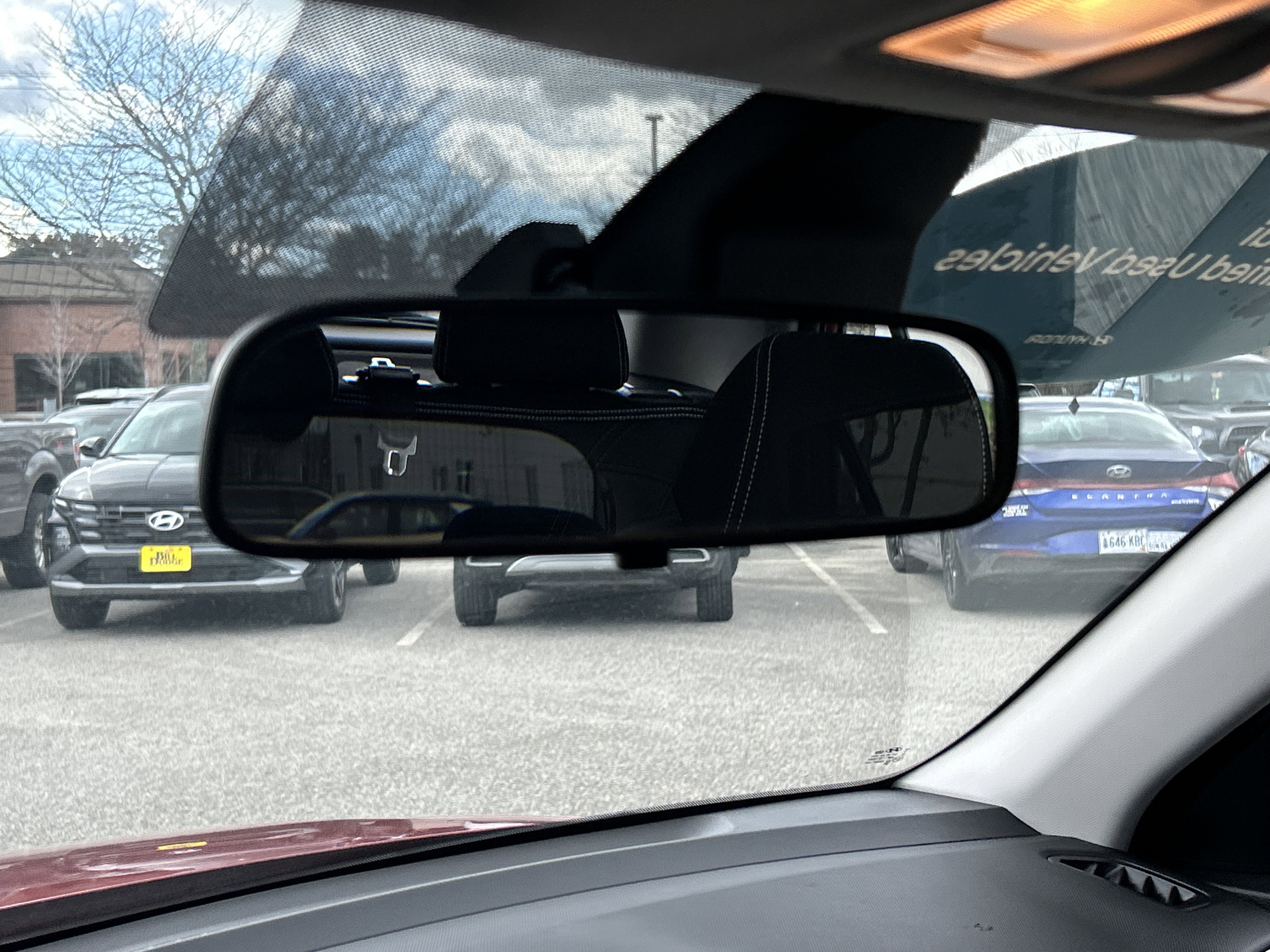 Used 2022 Hyundai Venue SEL image 28