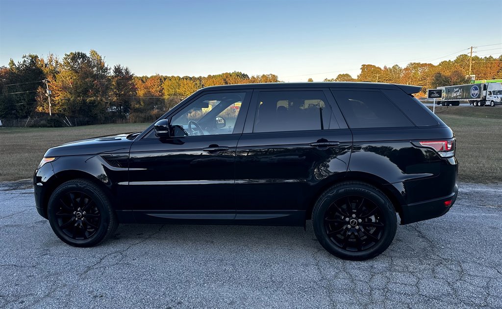 Used 2015 Land Rover Range Rover Sport HSE image 11