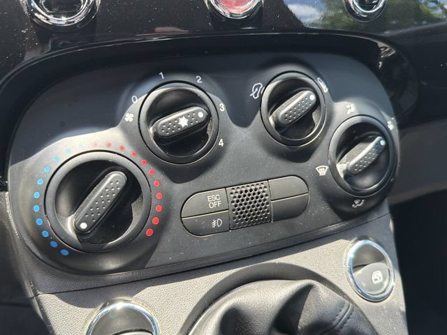 Used 2012 FIAT 500 Sport w/ Safety & Sound Pkg FWD image 22