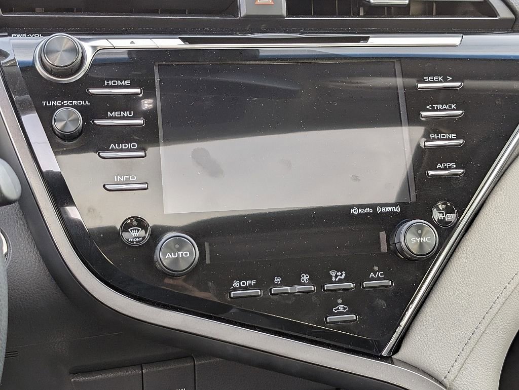 Used 2018 Toyota Camry LE w/ Audio Package FWD image 26