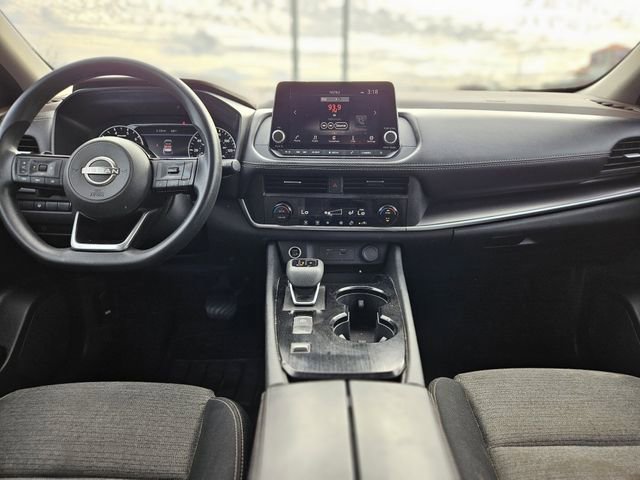 Used 2023 Nissan Rogue SV image 15