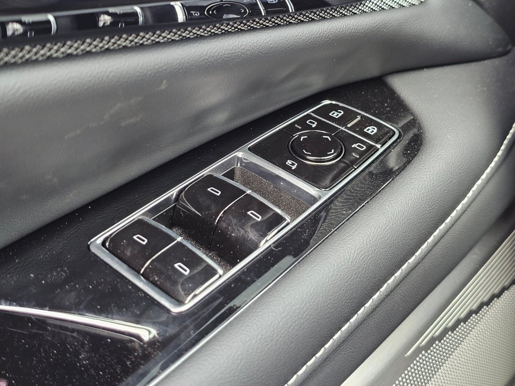 New 2026 Cadillac Optiq Sport 2 RWD image 27