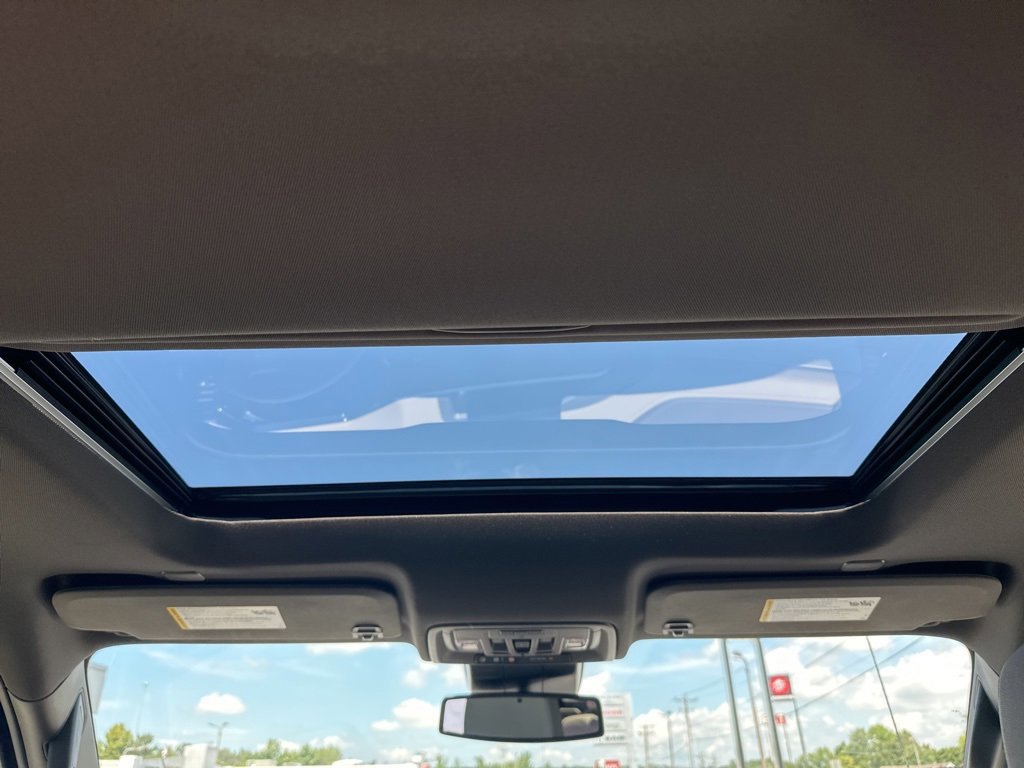 New 2026 GMC Sierra 1500 SLT w/ SLT Premium Package image 16