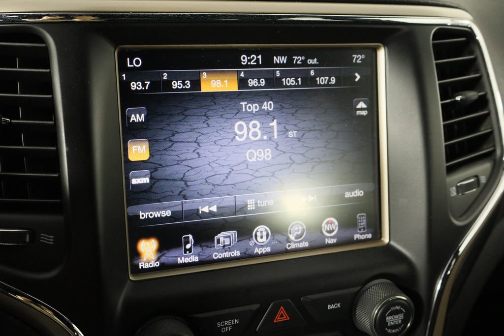 Used 2017 Jeep Grand Cherokee Laredo w/ Quick Order Package 23E image 29