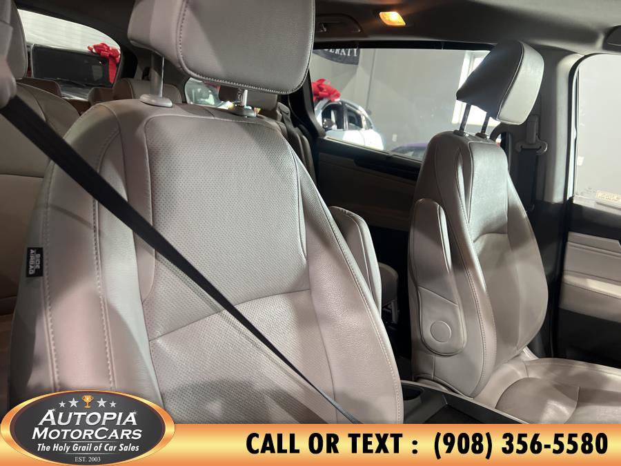 Used 2020 Honda Odyssey Elite image 12