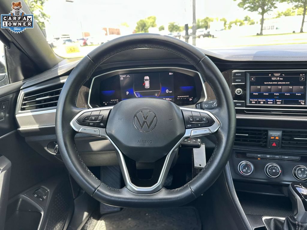 Used 2022 Volkswagen Jetta Sport FWD image 12