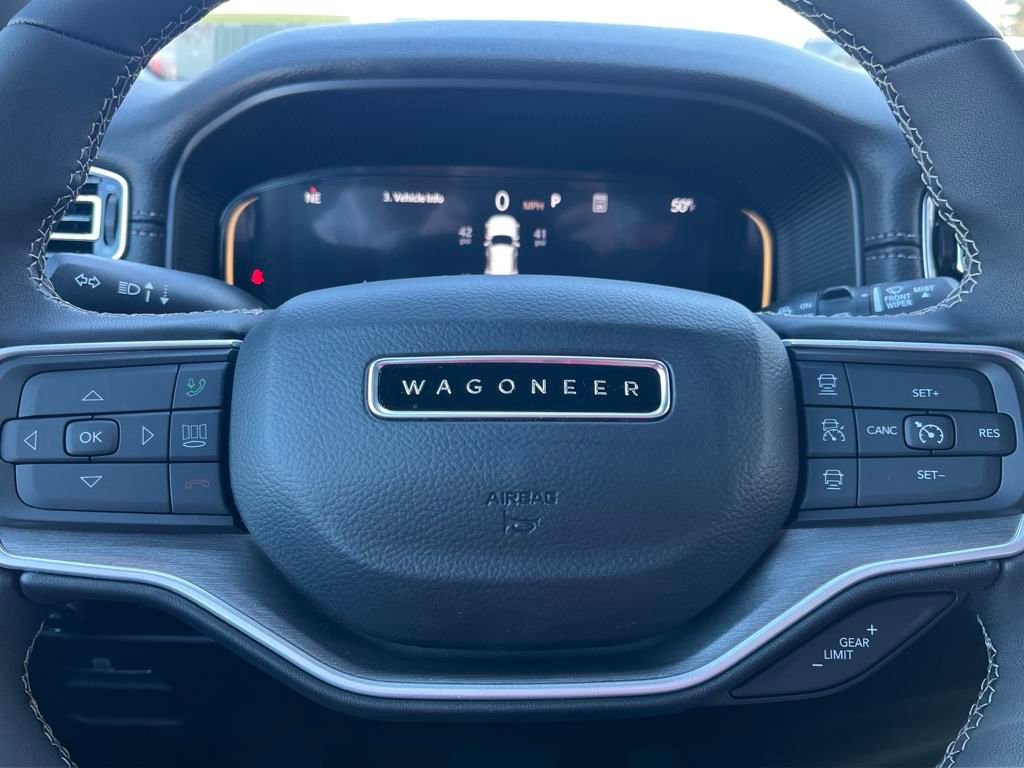 New 2025 Jeep Wagoneer L Series II w/ Convenience Group I image 15