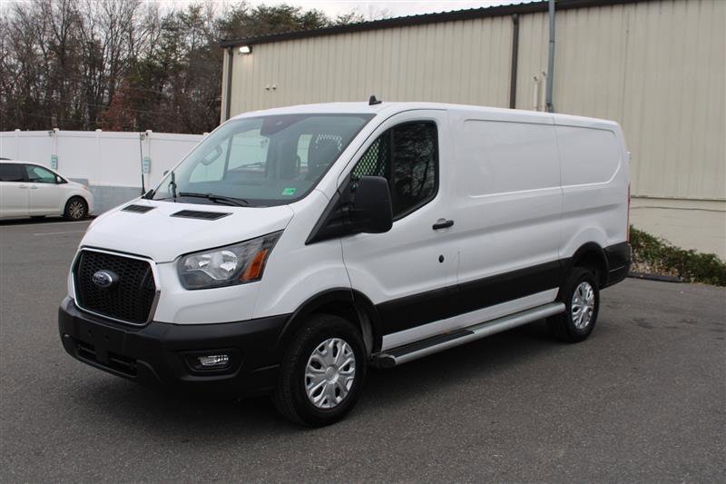 Used 2024 Ford Transit 250 Low Roof w/ Exterior Upgrade Package image 4