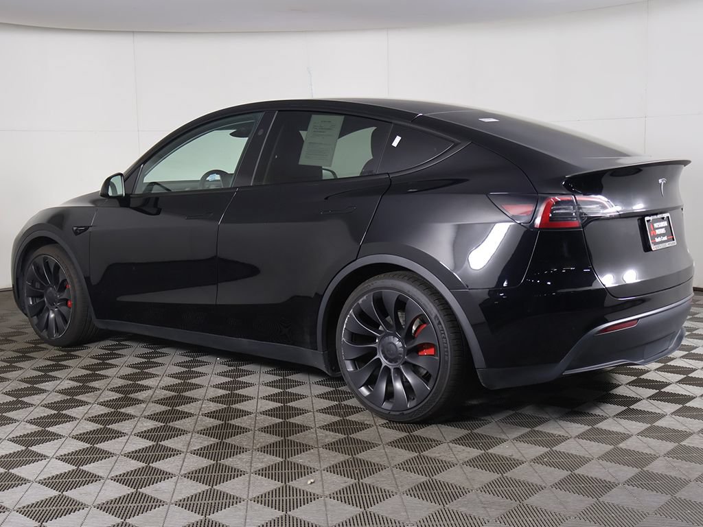 Used 2023 Tesla Model Y Performance AWD/4WD image 11