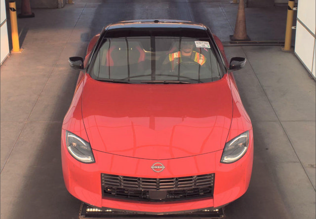 Certified 2025 Nissan Z Performance w/ Floor Mat Package RWD image 2