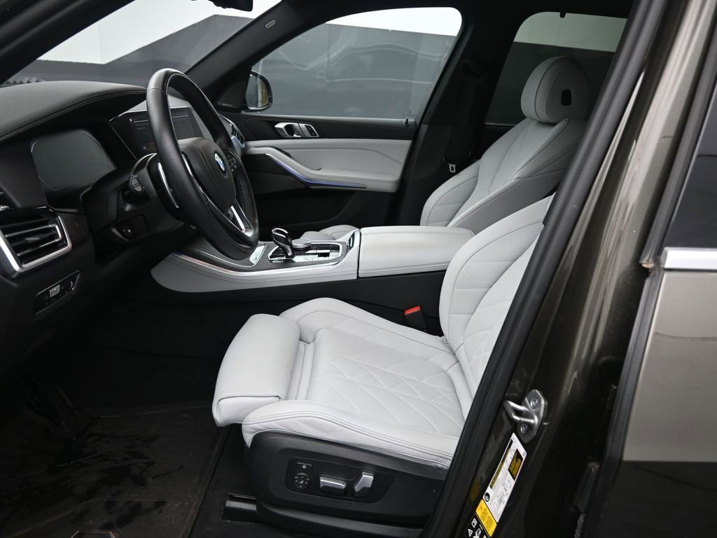 Used 2023 BMW X5 xDrive40i w/ Premium Package image 17
