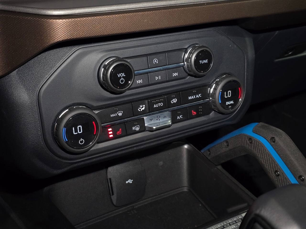 Used 2023 Ford Bronco Outer Banks image 28