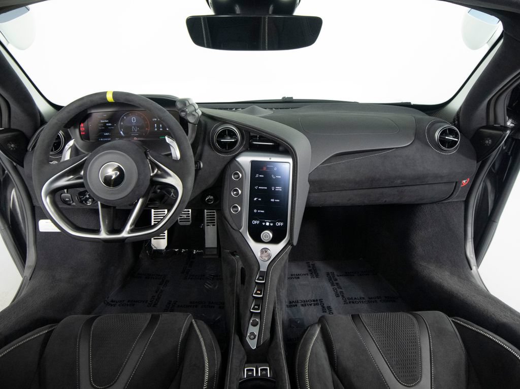 Used 2024 McLaren 750S Spider RWD image 33