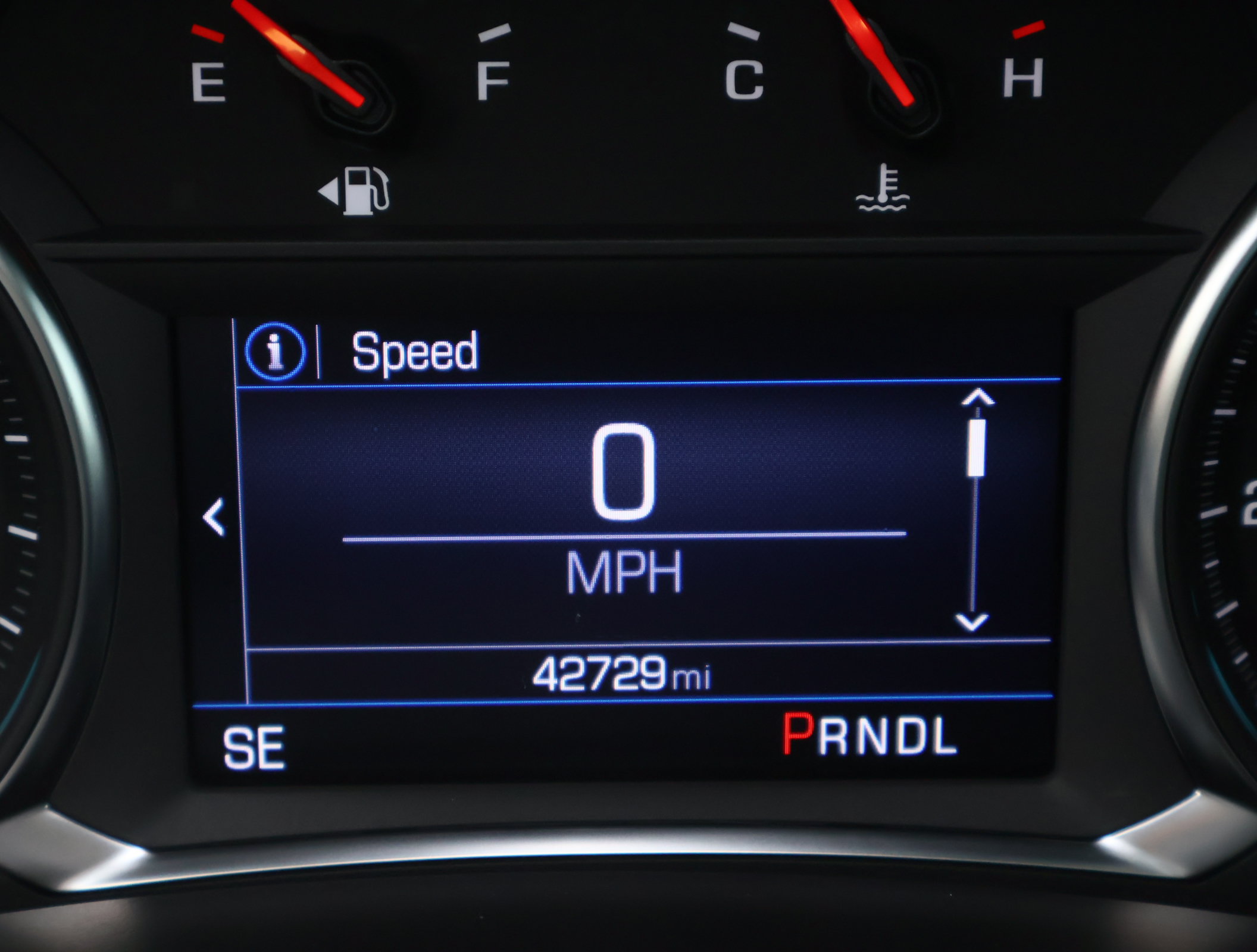 Used 2024 Chevrolet Equinox LT w/ LPO, Floor Liner Package FWD image 4