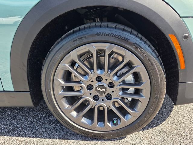 New 2026 MINI Cooper S image 9