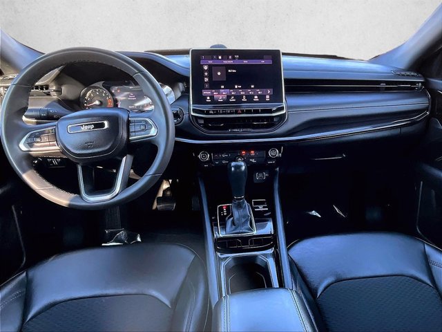 Used 2022 Jeep Compass Altitude image 16