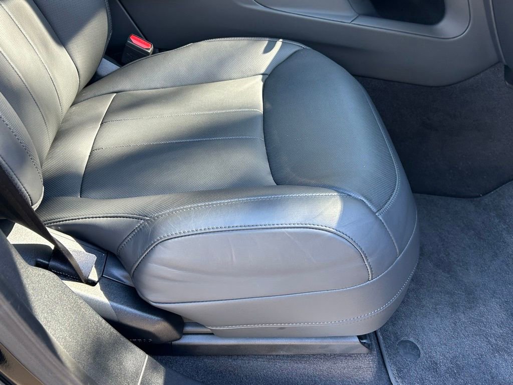 Used 2025 Land Rover Range Rover Sport SE image 39