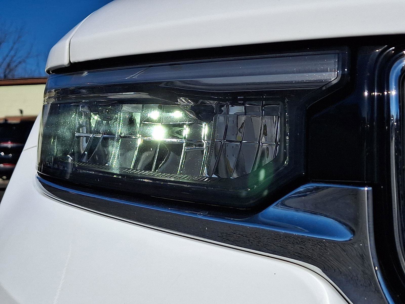 Certified 2023 Jeep Grand Cherokee Limited AWD/4WD image 9