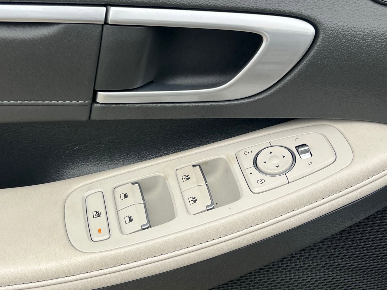 Certified 2022 Hyundai Sonata Limited FWD image 24