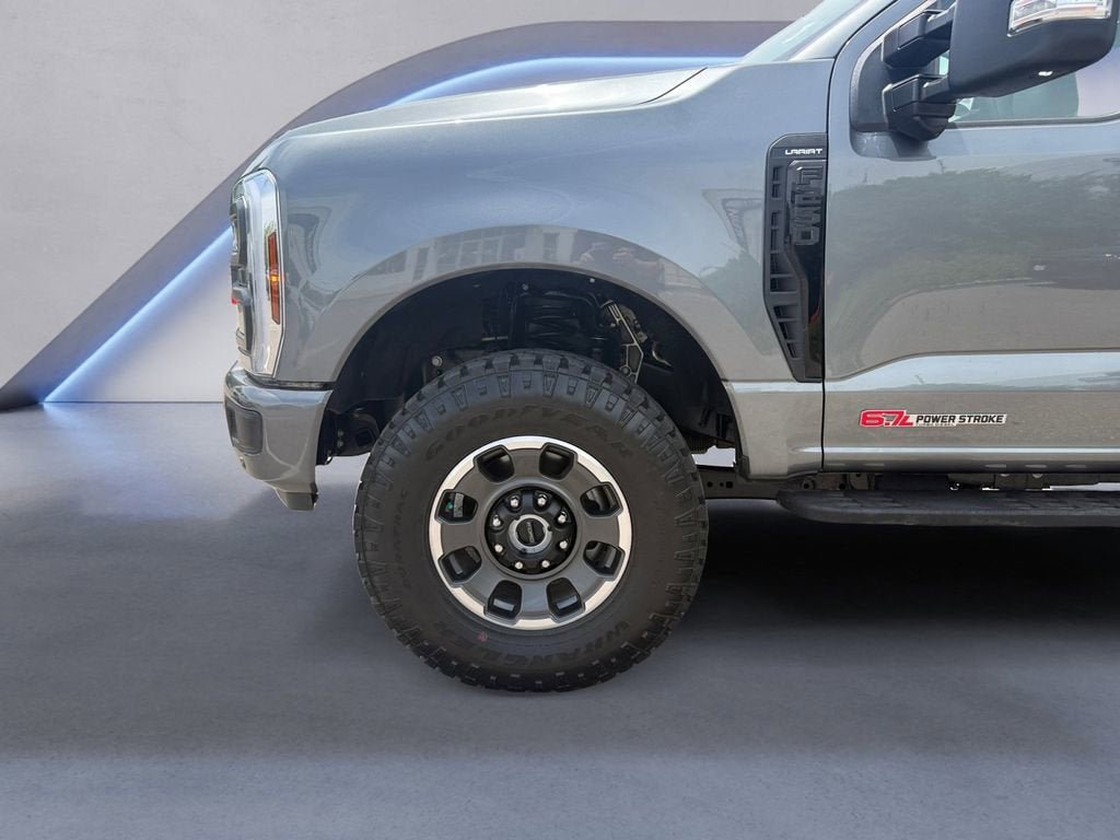 Used 2024 Ford F250 Lariat w/ Lariat Ultimate Package AWD/4WD image 14