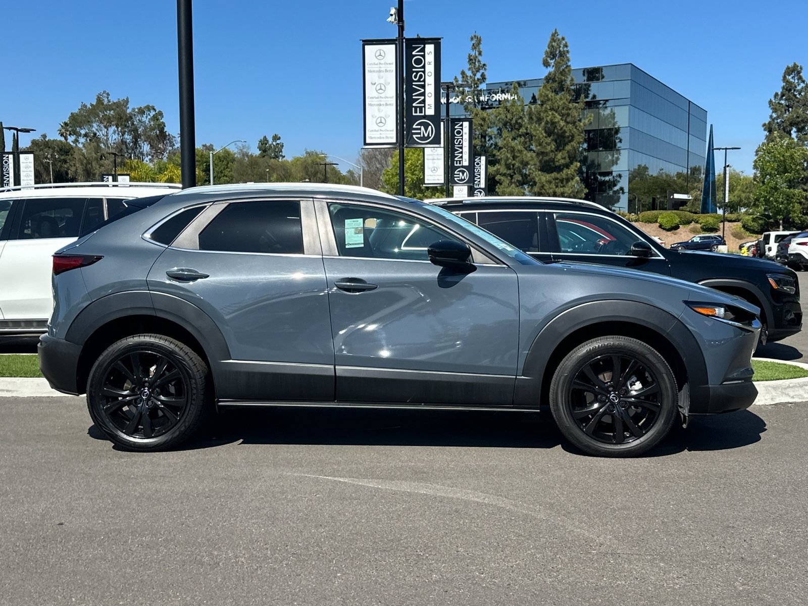 Used 2023 MAZDA CX-30 AWD 2.5 S w/ Preferred Package image 2