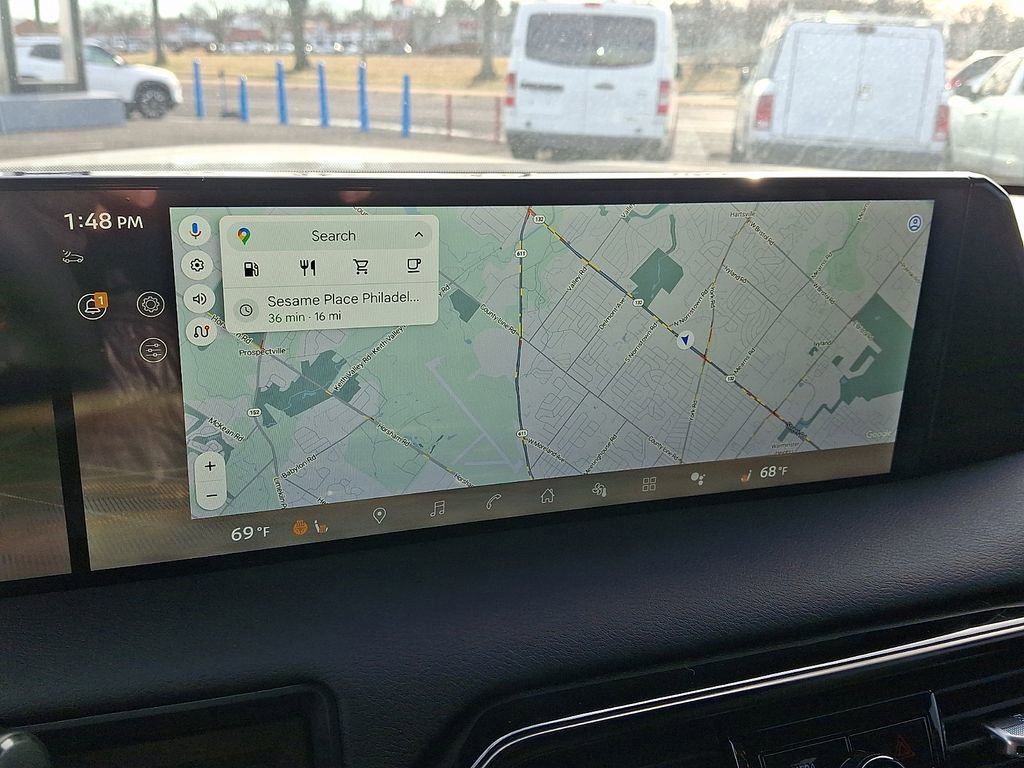 Certified 2025 Nissan Armada PRO-4X image 16