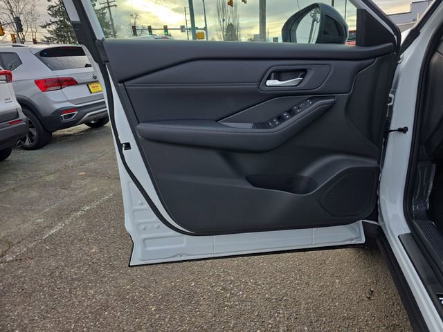 New 2026 Nissan Rogue Dark Armor image 15