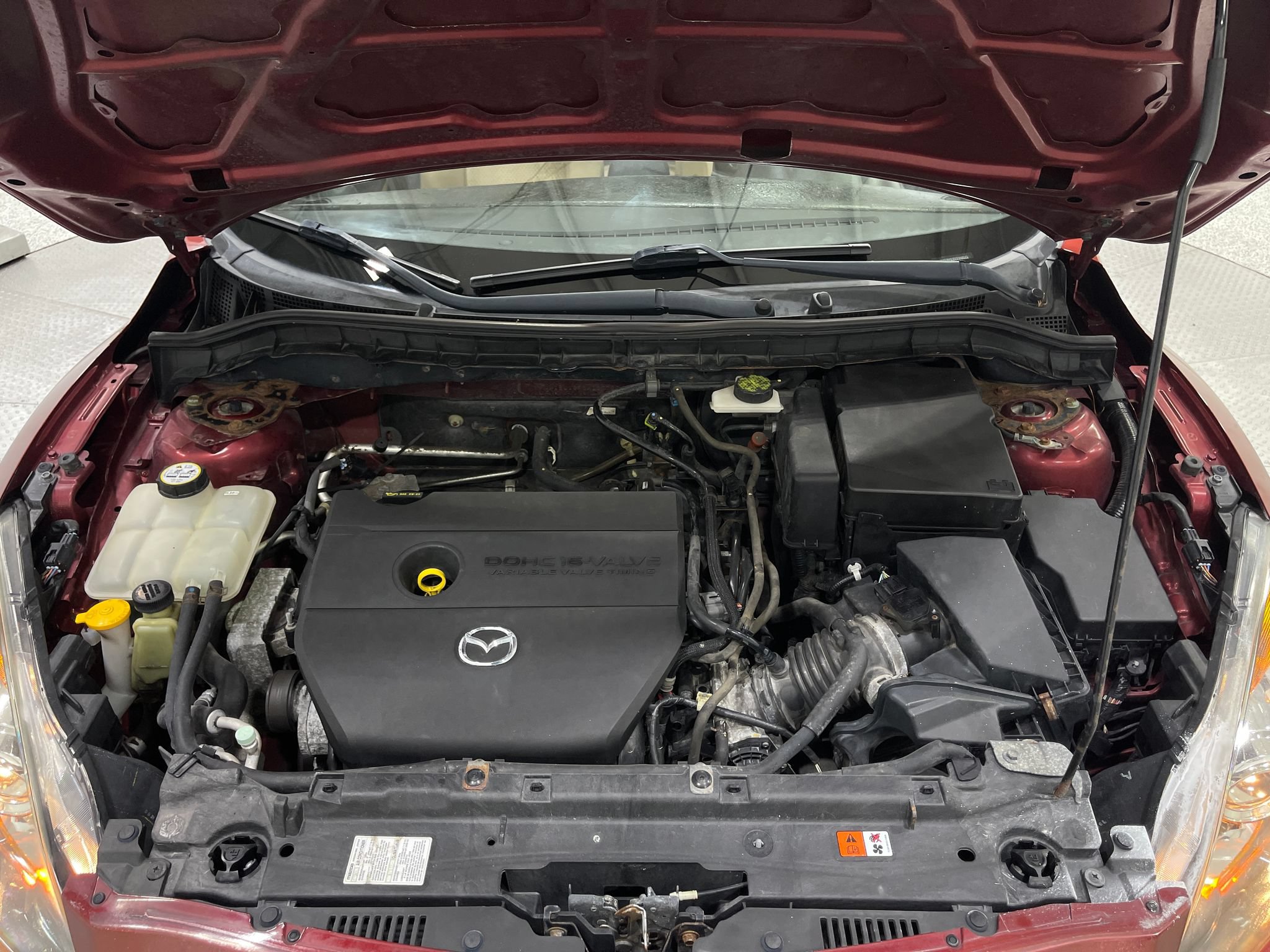 Used 2010 MAZDA MAZDA3 i Touring FWD image 24