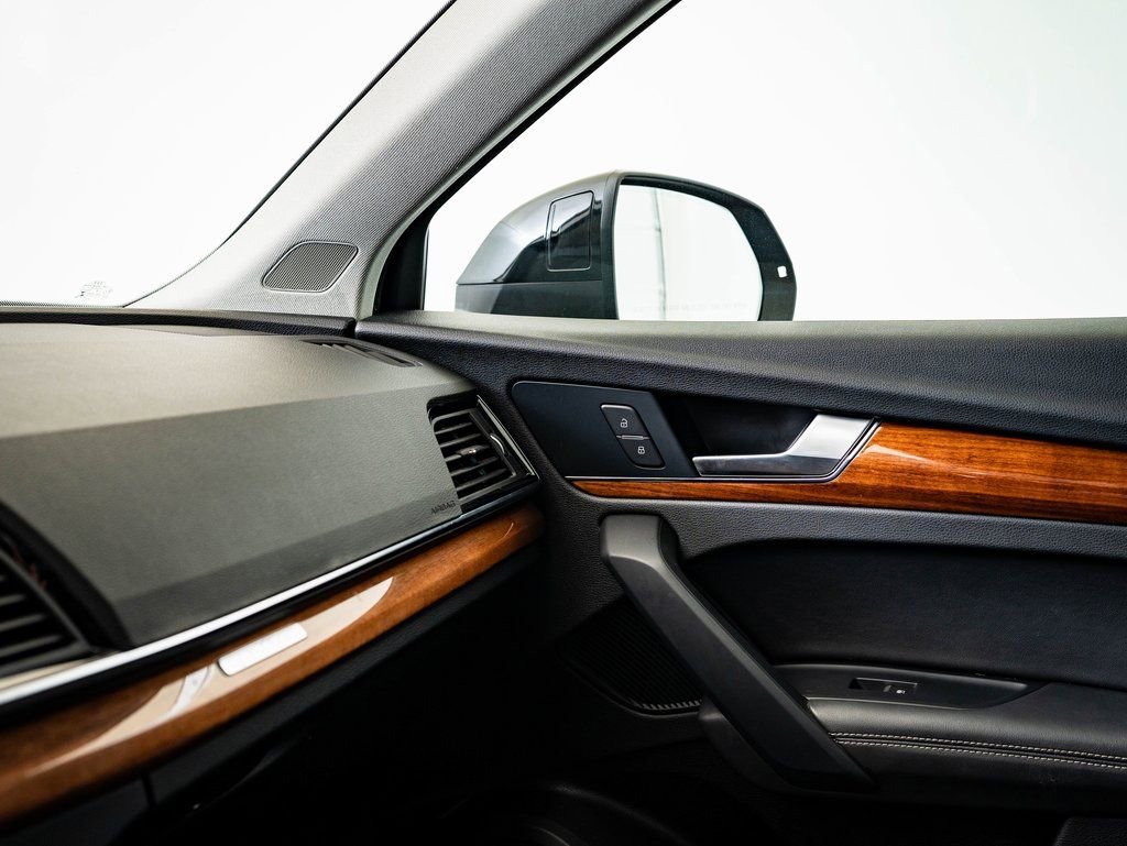 Used 2023 Audi Q5 2.0T Premium Plus w/ Premium Plus Package image 35