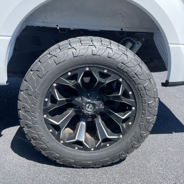 Used 2015 Ford F150 XLT w/ Equipment Group 301A Mid image 15