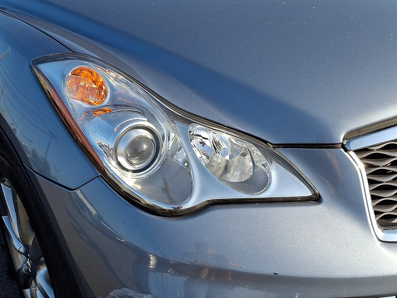 Used 2016 INFINITI QX50 AWD w/ Premium Package image 9