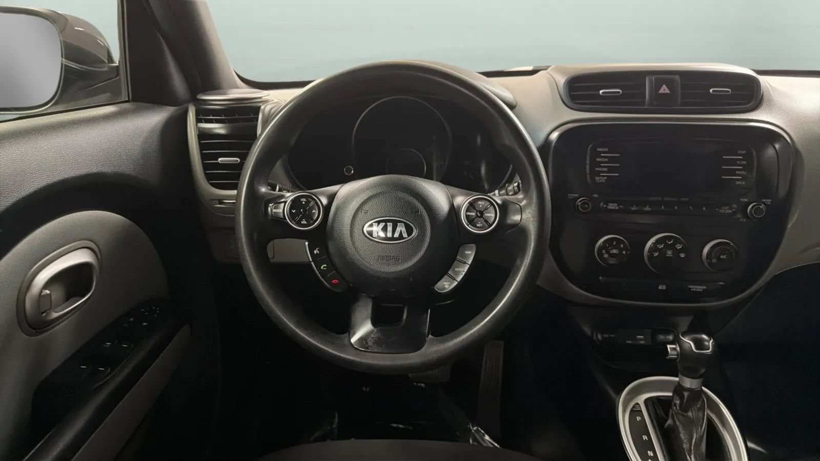 Used 2016 Kia Soul FWD image 10