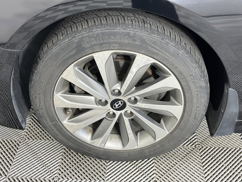 Used 2017 Hyundai Sonata Sport w/ Value Edition Package 02 image 8