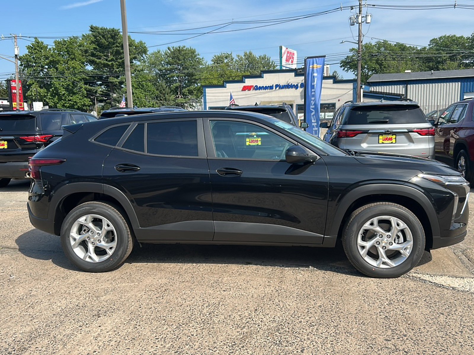 New 2026 Chevrolet Trax LS w/ LS Convenience Package FWD image 6