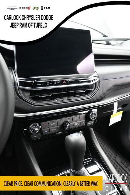 New 2026 Jeep Compass Latitude image 18