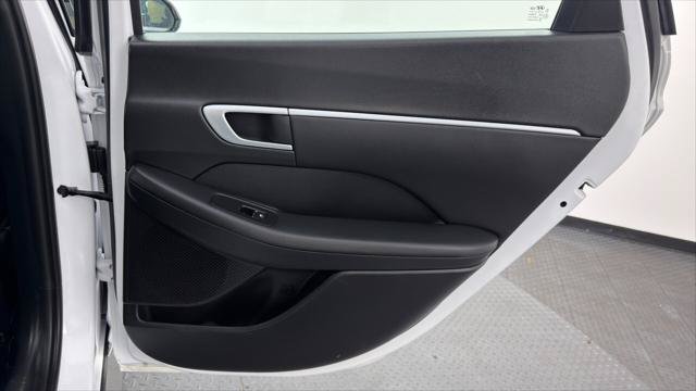 Used 2025 Hyundai Sonata SEL FWD image 21