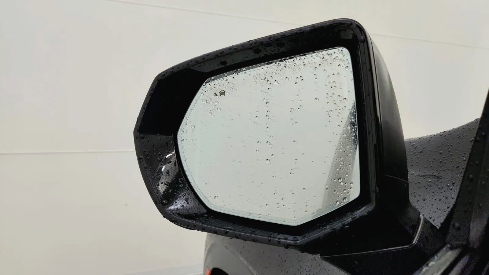 Used 2022 Chevrolet Suburban RST w/ Sport Performance Package image 30