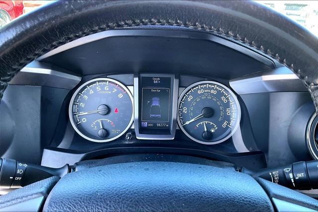 Used 2019 Toyota Tacoma SR5 image 12