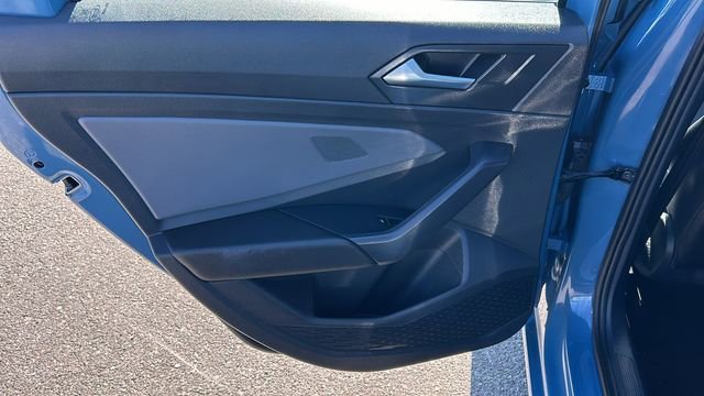 Used 2025 Volkswagen Jetta SE image 14