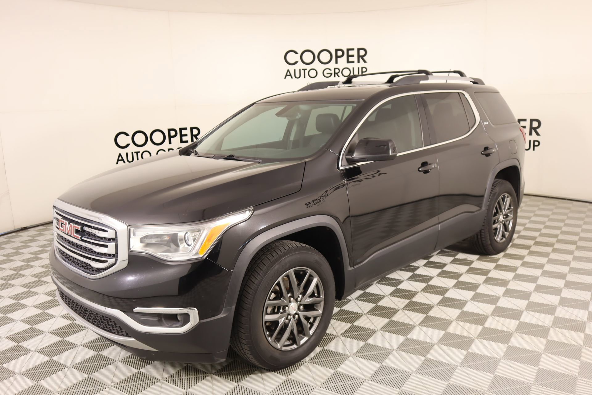 Used 2017 GMC Acadia SLT image 10