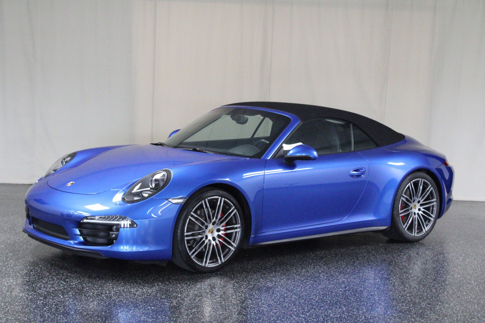 Used 2016 Porsche 911 Carrera 4S image 1
