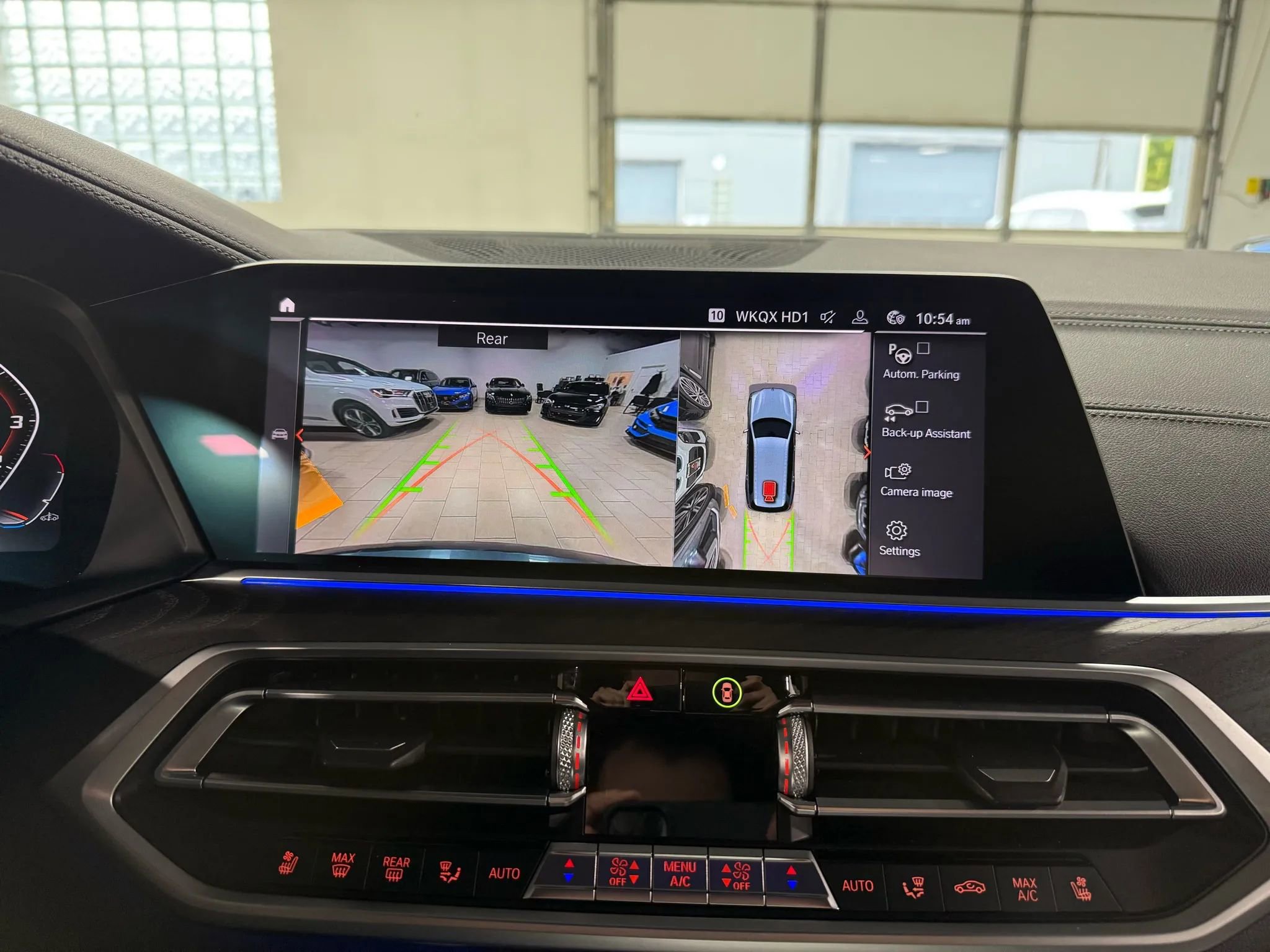 Used 2021 BMW X7 M50i image 19