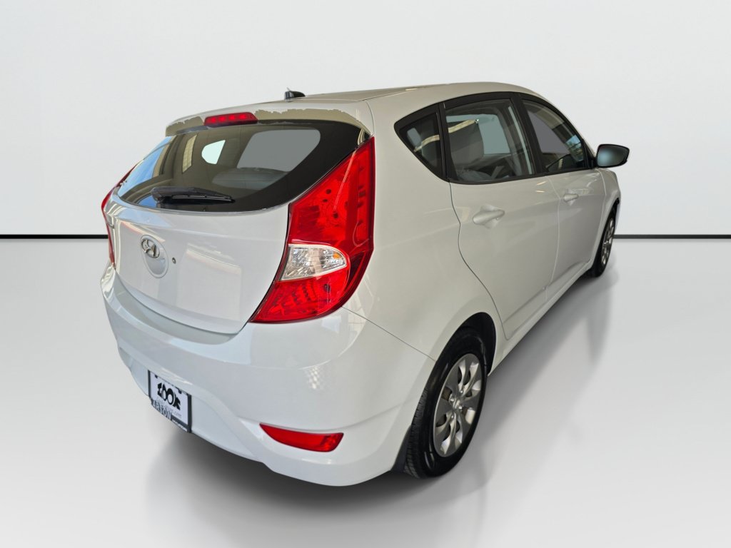 Used 2016 Hyundai Accent SE FWD image 5